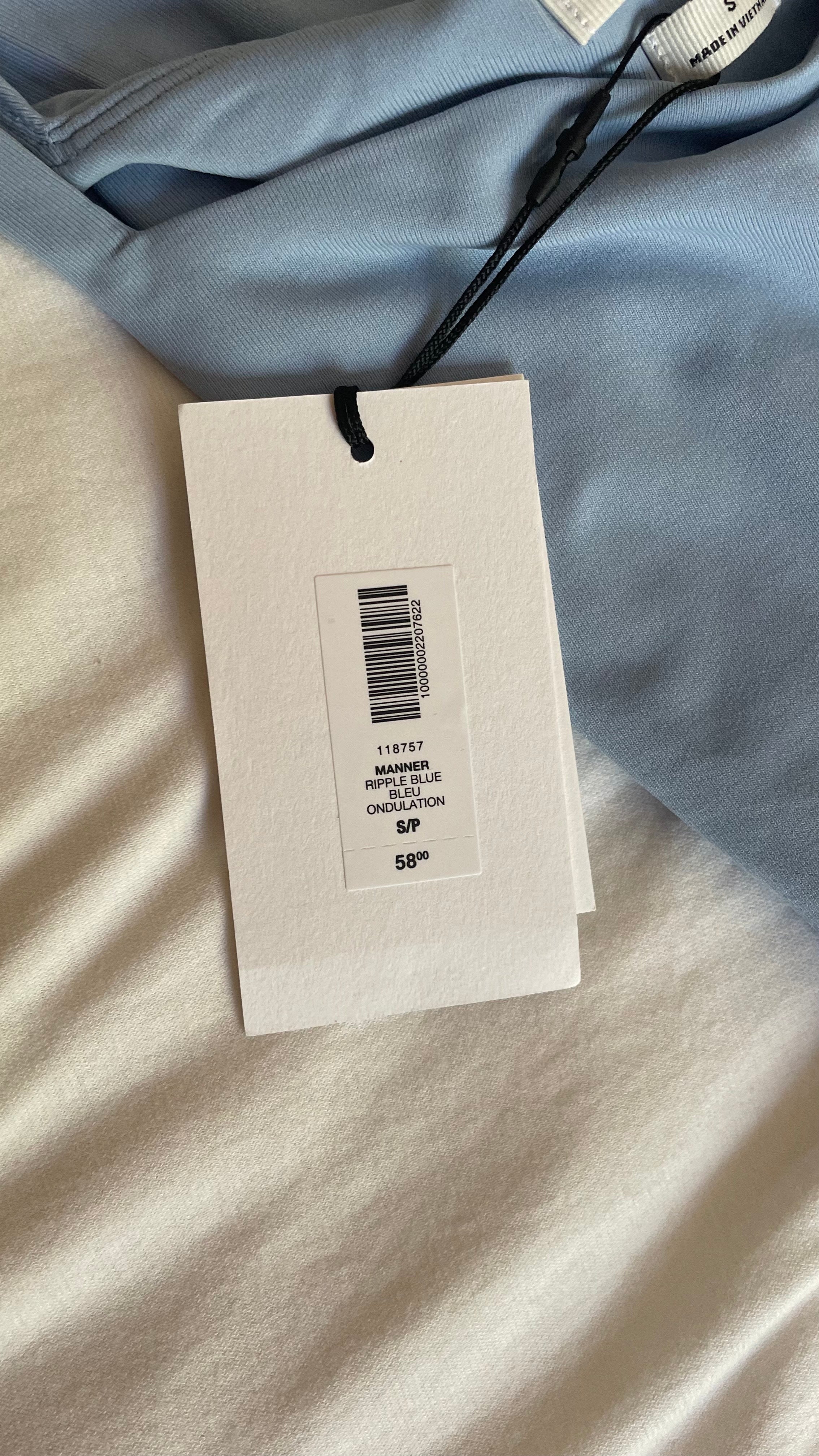 Aritzia Babaton Manner Top