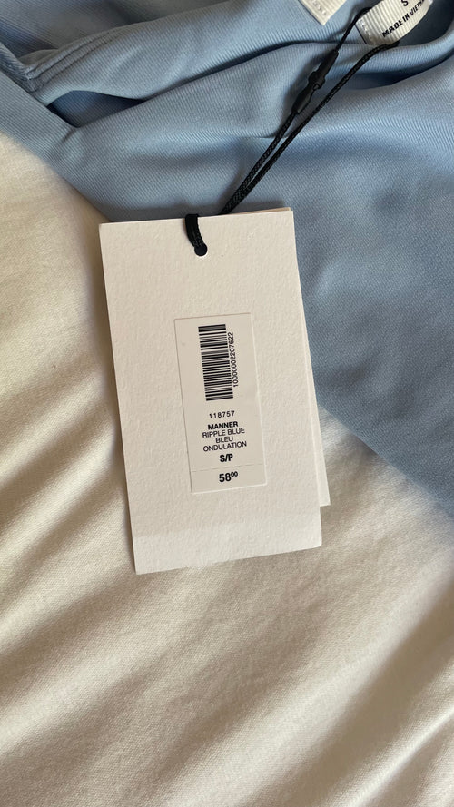 Aritzia Babaton Manner Top