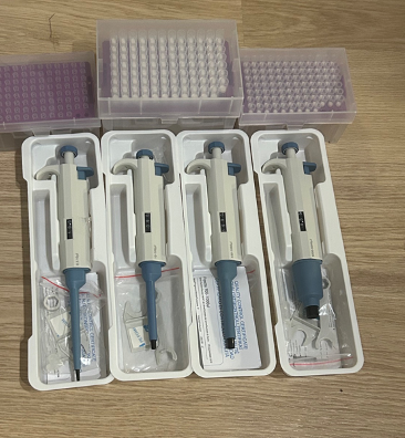 IVYX Scientific Micropipette Set